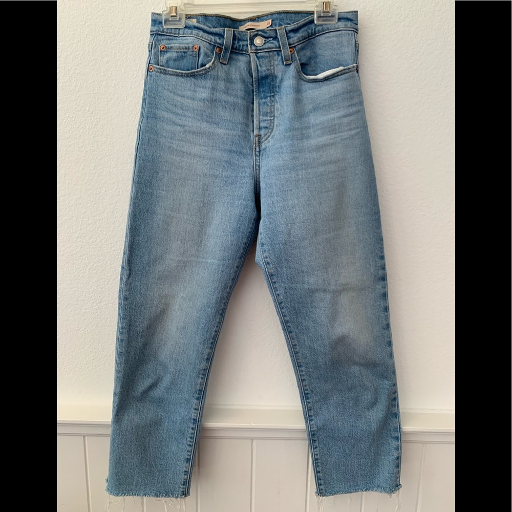 Levi’s Wedgie 28
